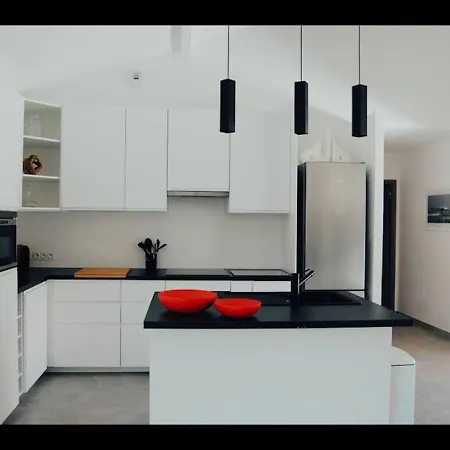 Zenbreak La Corne بيت للعطل